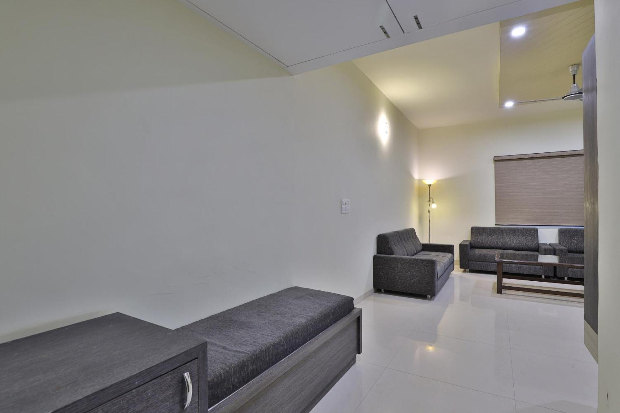 Atithi Resort Bharuch Dış mekan fotoğraf
